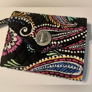 Vera Bradley NWOT wristlet 6 1/4” x 5” divided sections one zippered/ functional